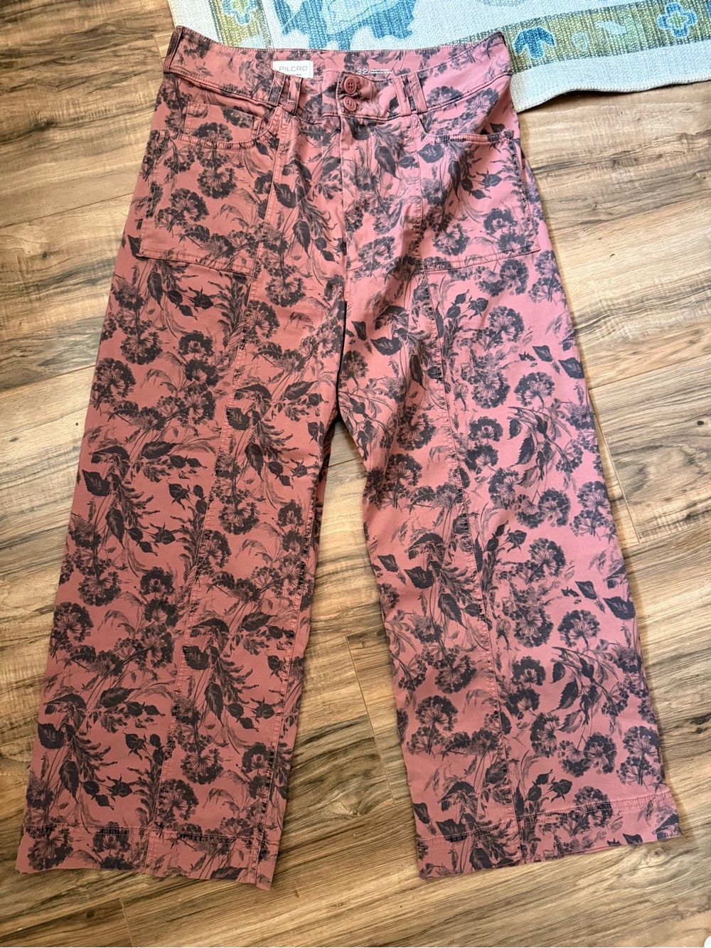 Anthropologie Pilcro Wide-Leg Crop Pants in Dusty Rose Floral Print